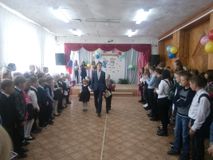 Первый звонок в Чекуевской школе